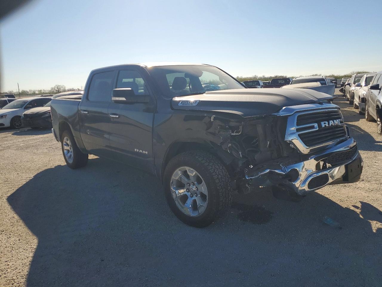 2019 RAM 1500 BIG HORN/LONE STAR photo 4