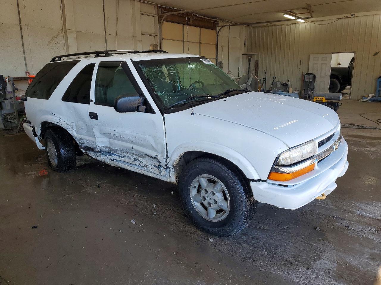 2000 CHEVROLET BLAZER photo 4