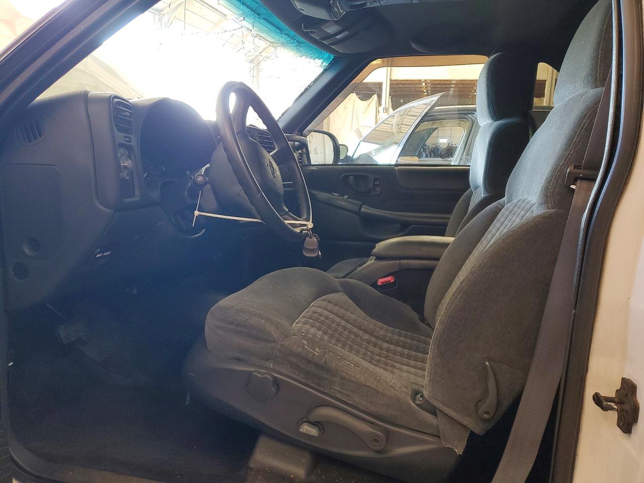 2000 CHEVROLET BLAZER photo 7