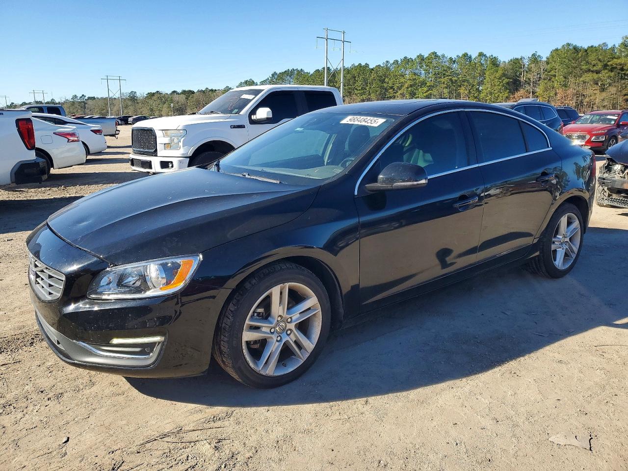 2015 VOLVO S60