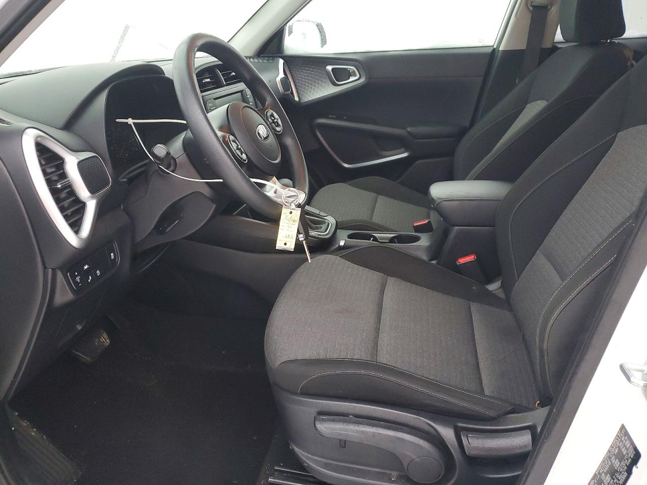 2020 KIA SOUL LX photo 19