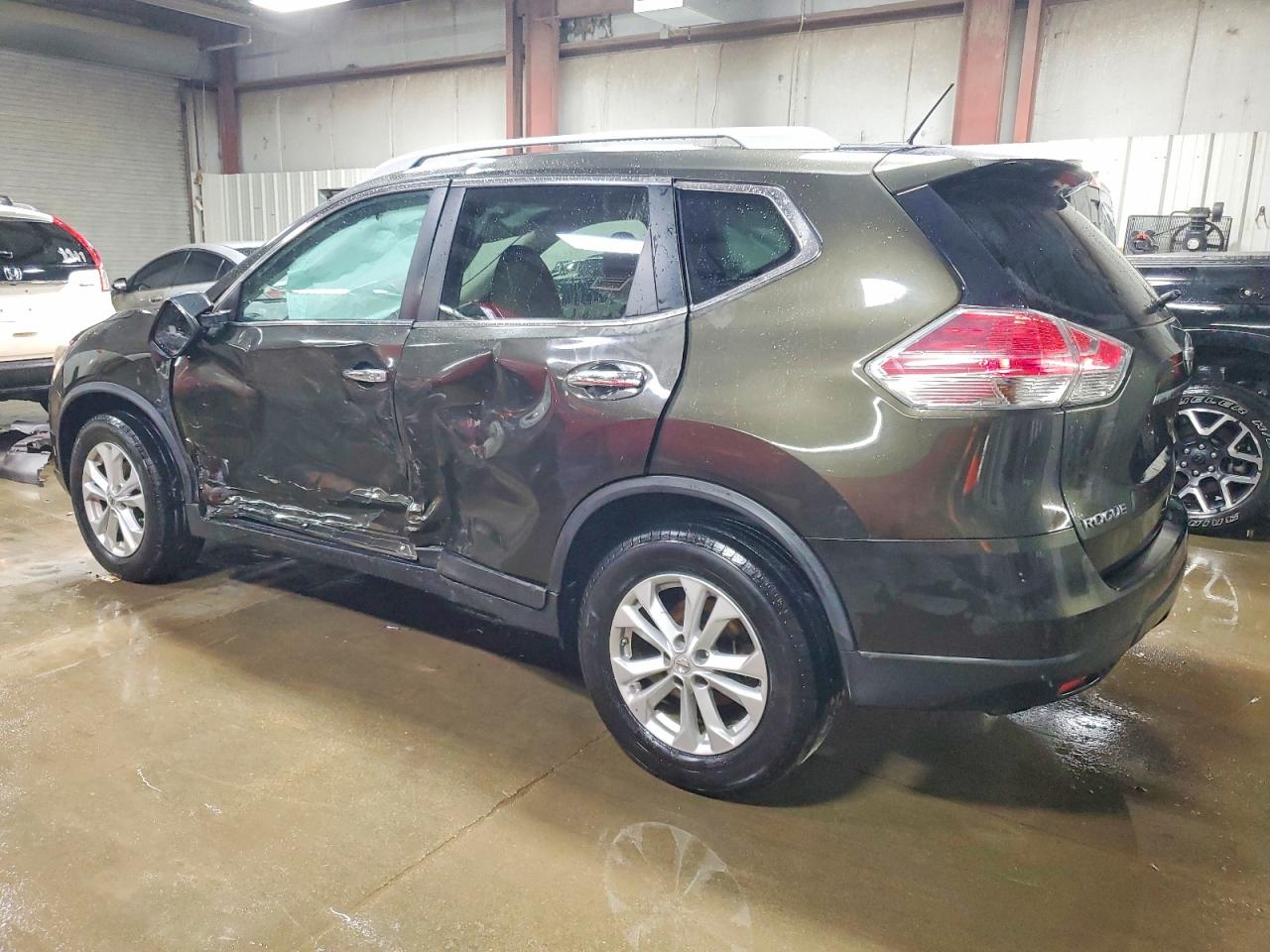 2014 NISSAN ROGUE S photo 2