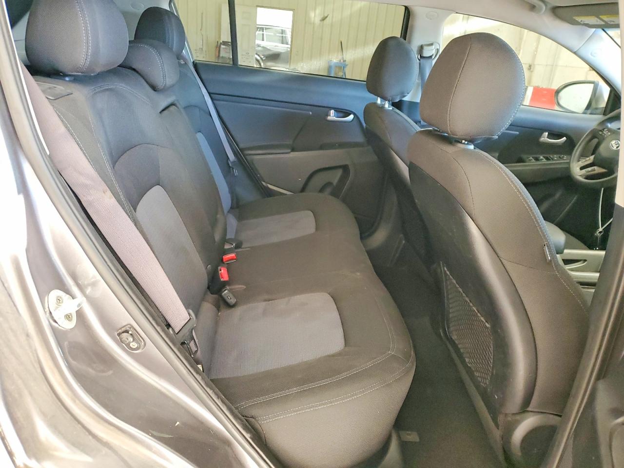 2016 KIA SPORTAGE LX photo 21