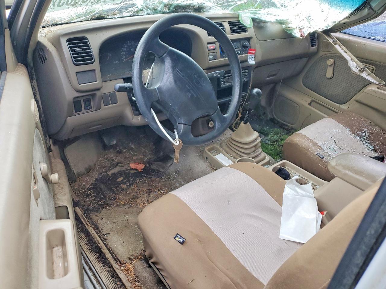 1998 NISSAN FRONTIER KING CAB XE photo 8