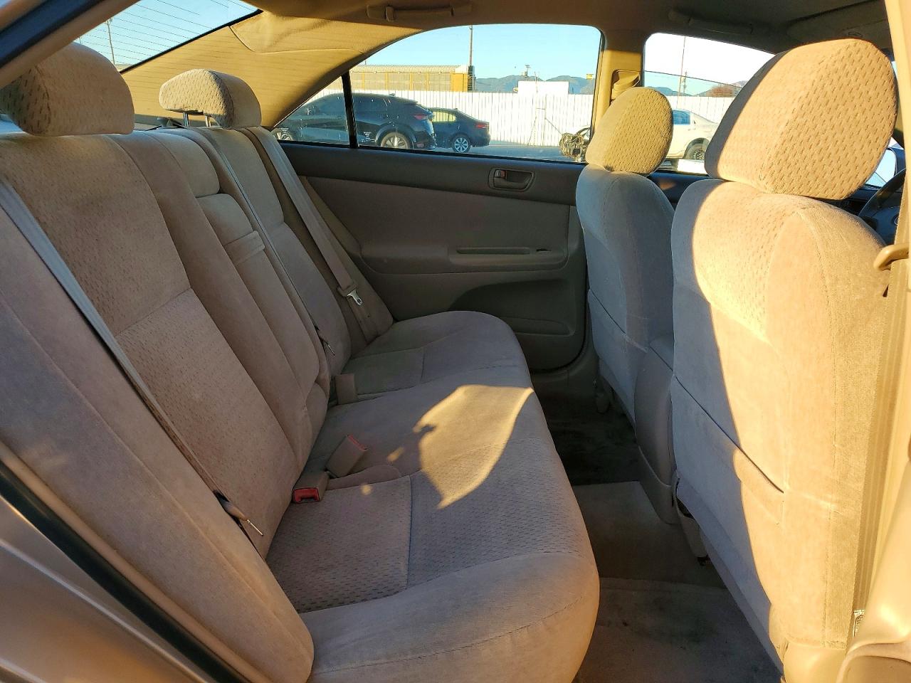 2003 TOYOTA CAMRY LE photo 19