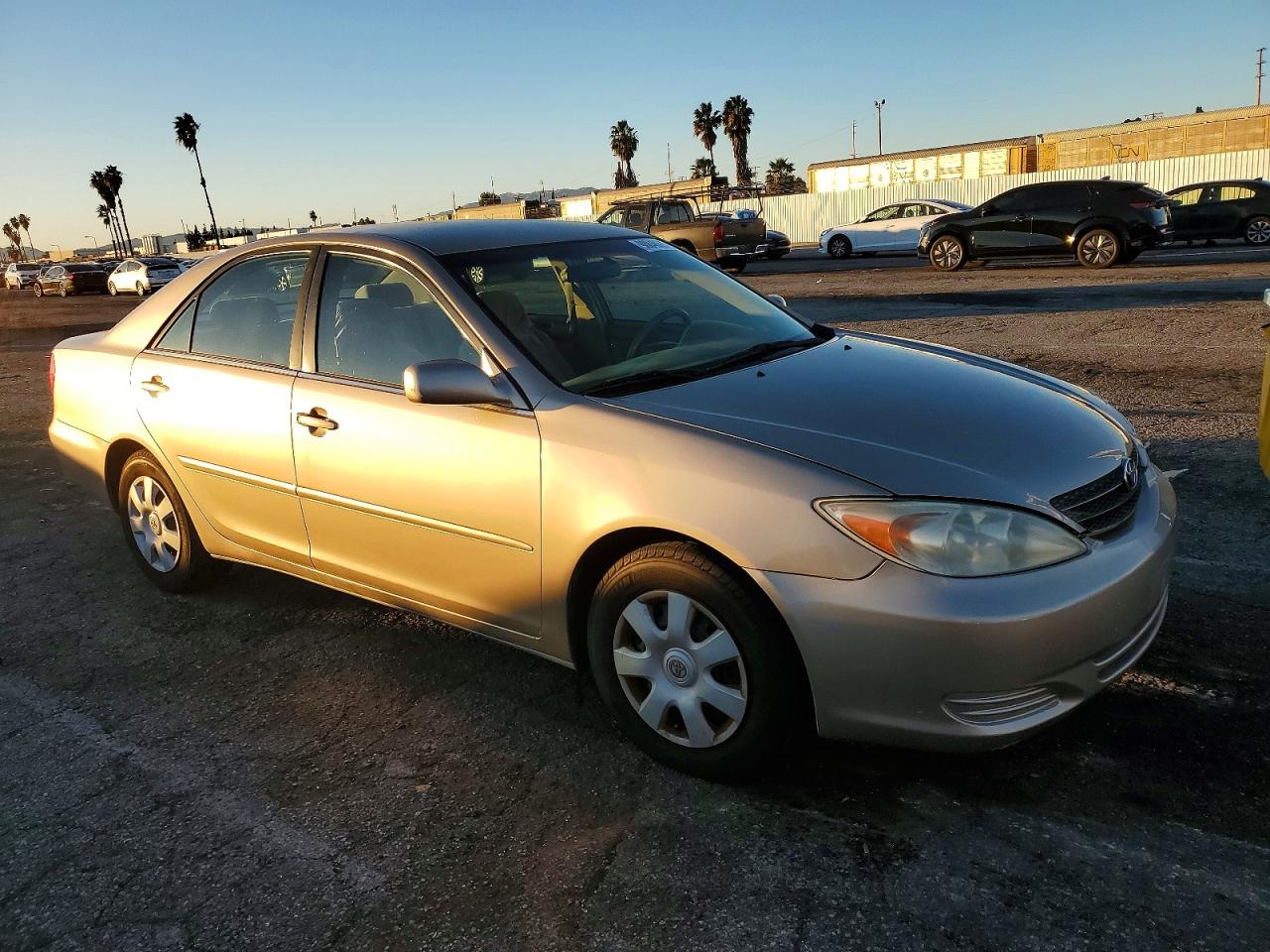 2003 TOYOTA CAMRY LE photo 7