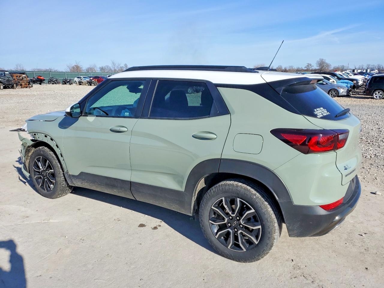 2025 CHEVROLET TRAILBLAZER ACTIV photo 3