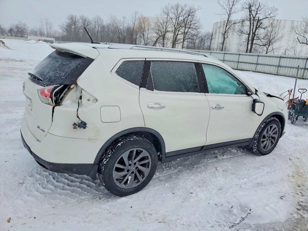 2016 NISSAN ROGUE S photo 3