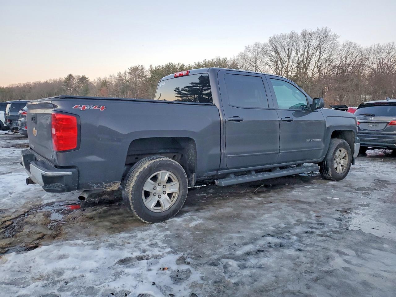 2015 CHEVROLET SILVERADO K1500 LT photo 3