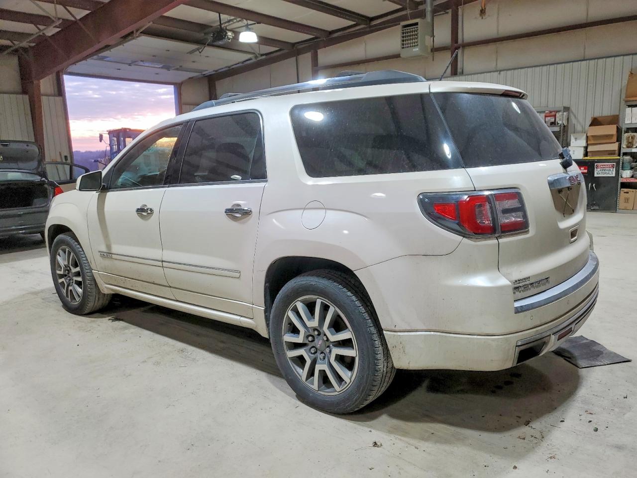 2014 GMC ACADIA DENALI photo 2