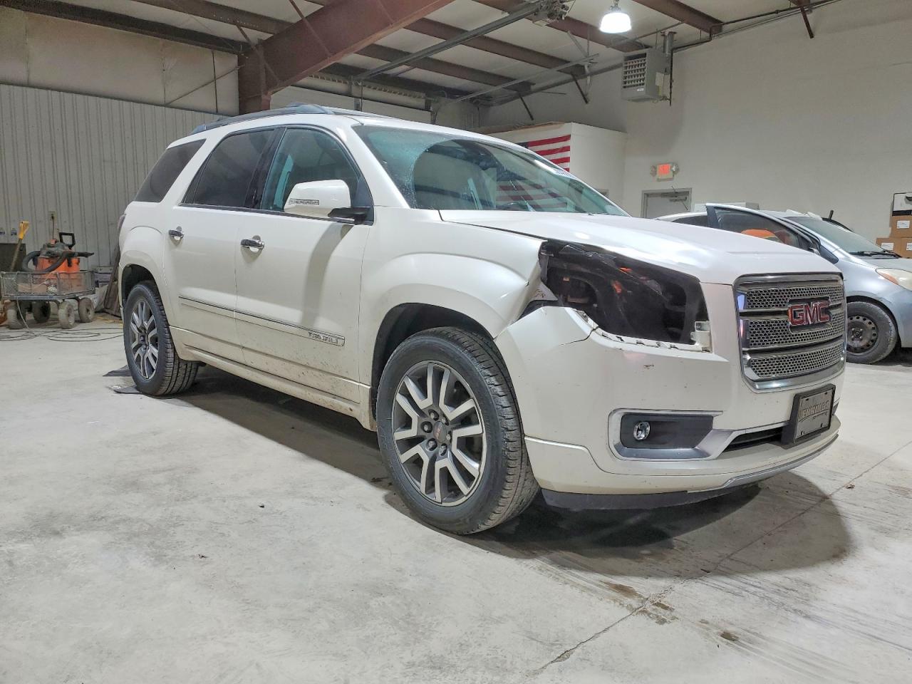 2014 GMC ACADIA DENALI photo 4