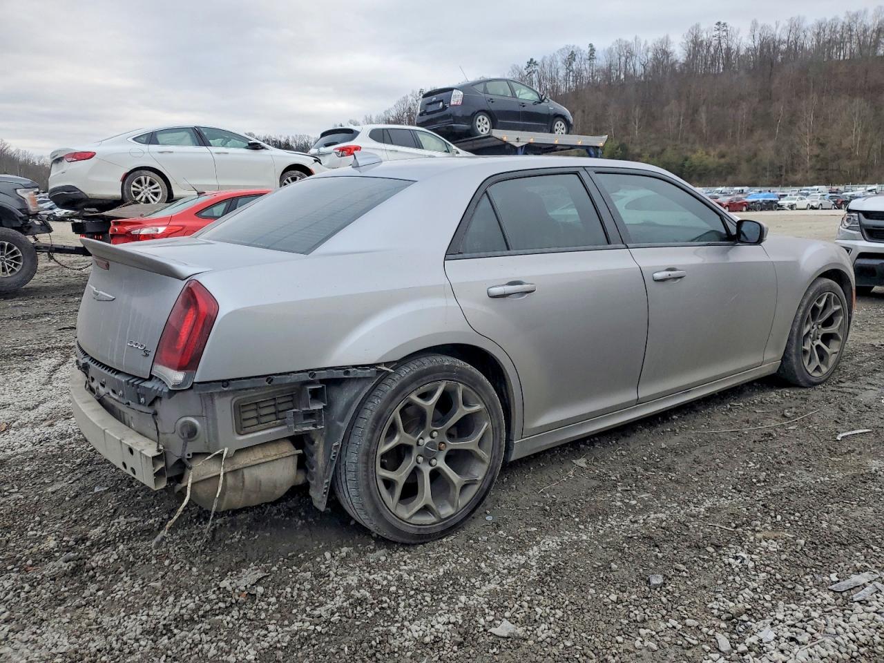 2018 CHRYSLER 300 S photo 3