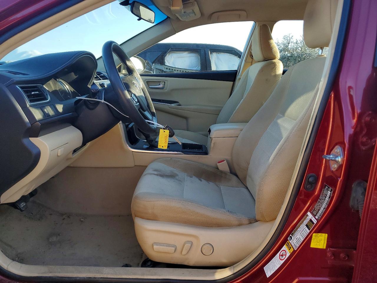 2016 TOYOTA CAMRY LE photo 7