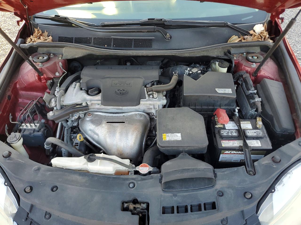 2016 TOYOTA CAMRY LE photo 11