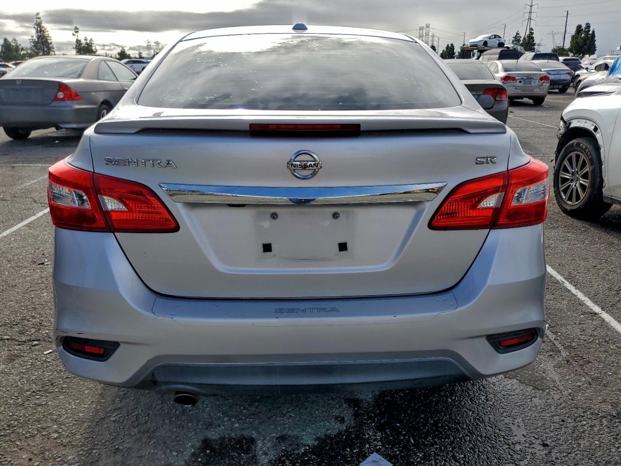 2016 NISSAN SENTRA S photo 6