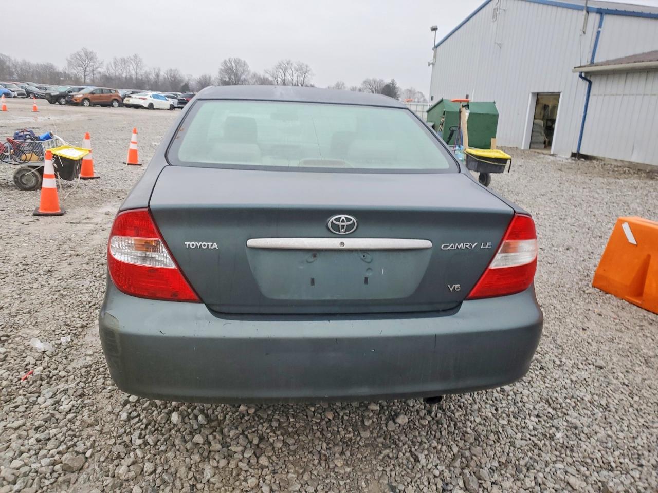 2003 TOYOTA CAMRY LE photo 6