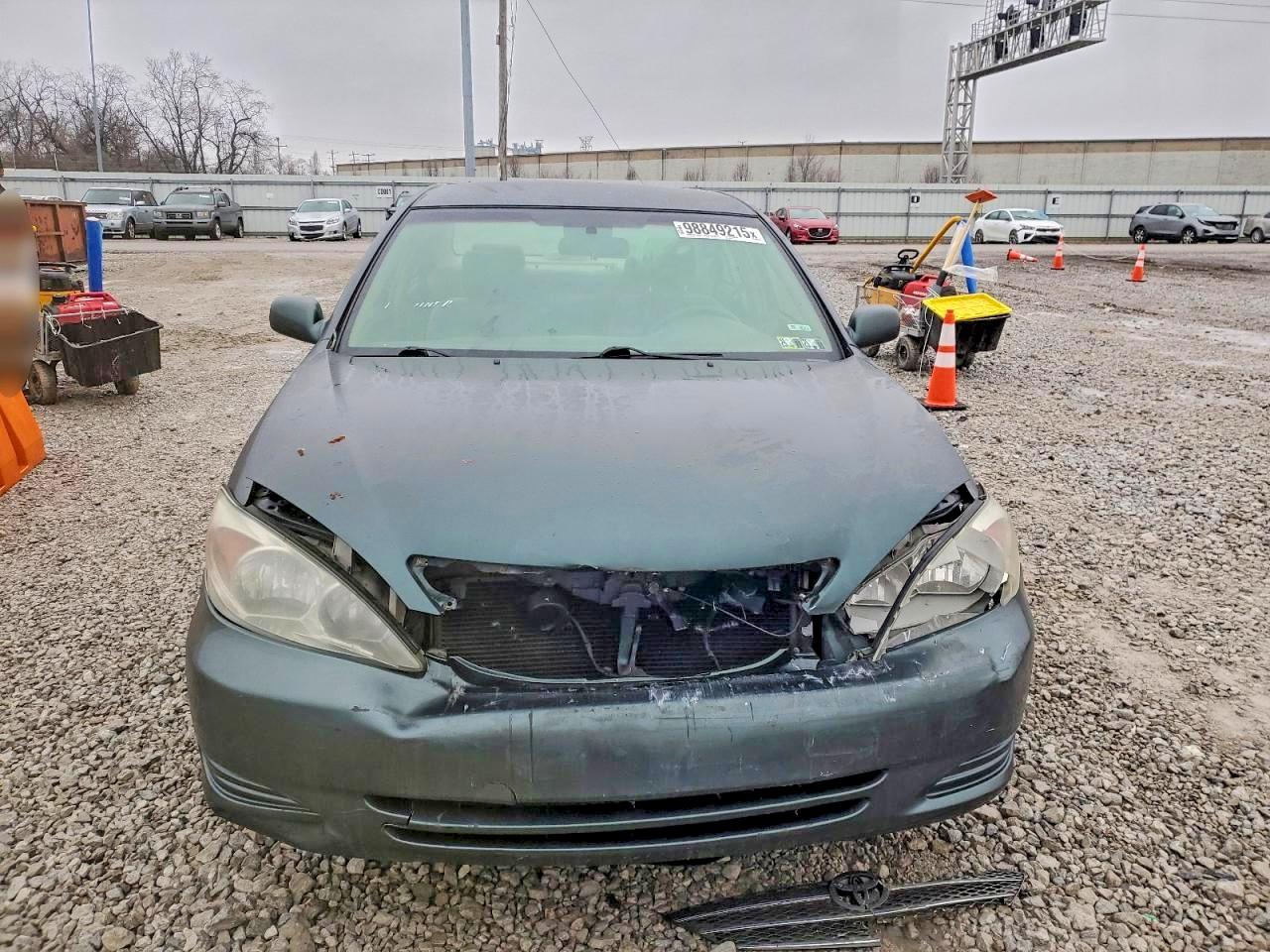2003 TOYOTA CAMRY LE photo 5