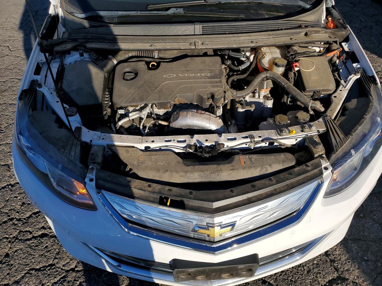 2017 CHEVROLET VOLT PREMIER photo 11