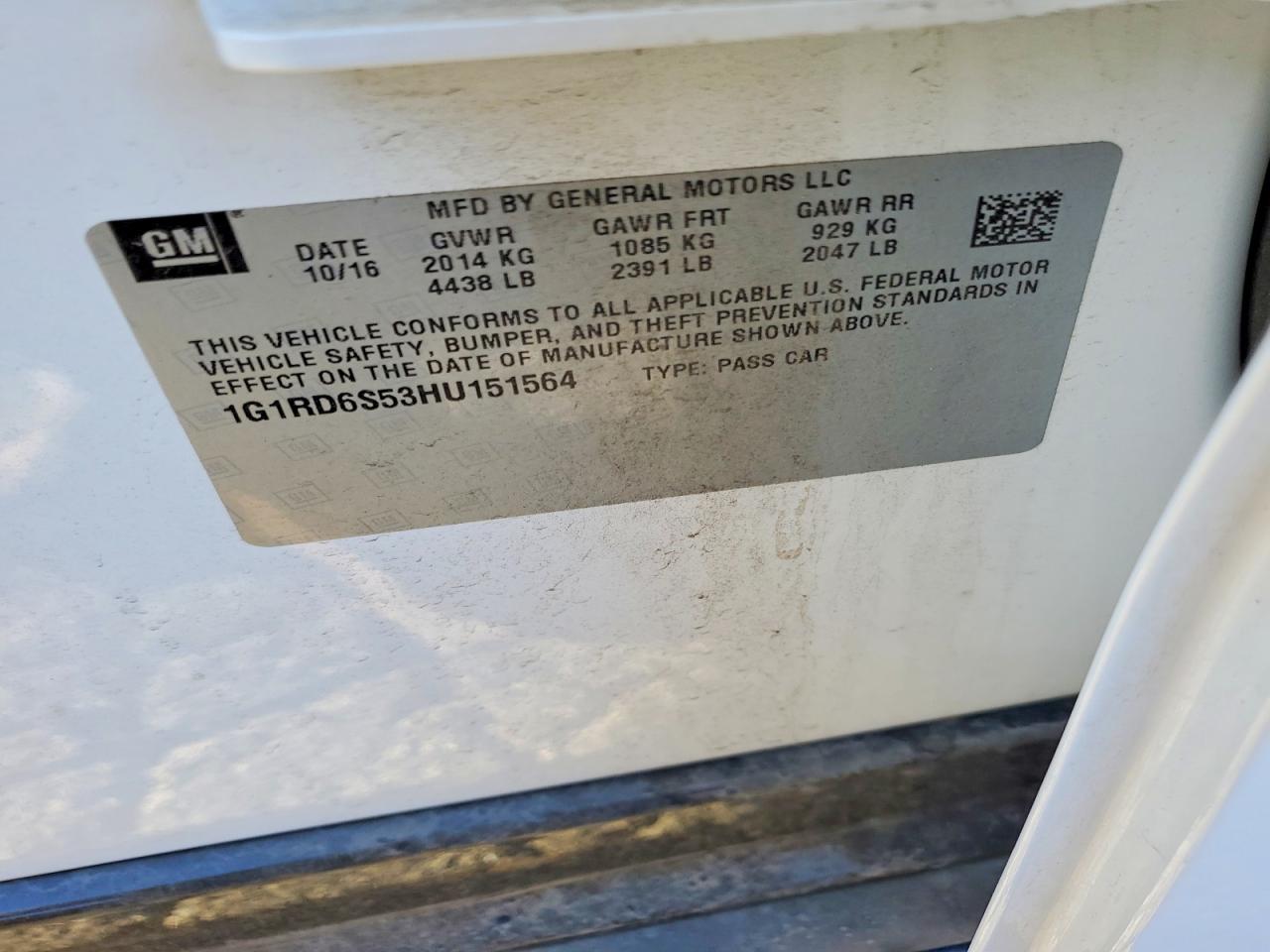 2017 CHEVROLET VOLT PREMIER photo 12