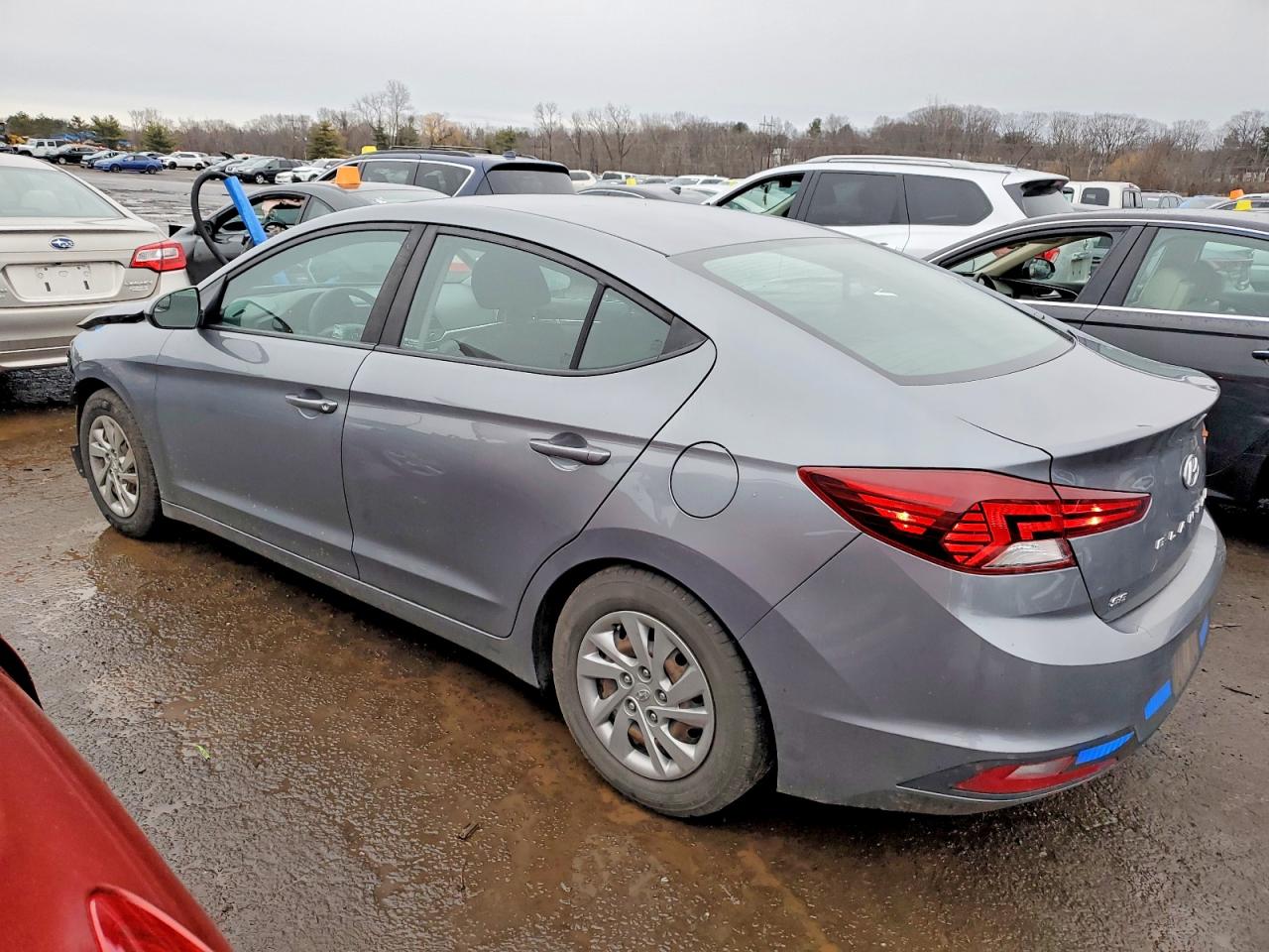 2019 HYUNDAI ELANTRA SE photo 2