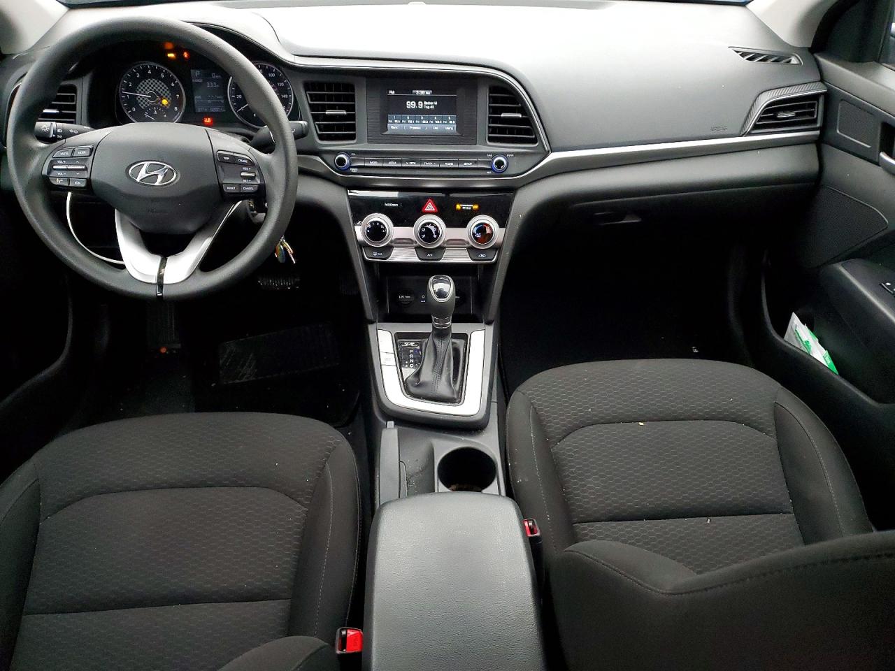 2019 HYUNDAI ELANTRA SE photo 8