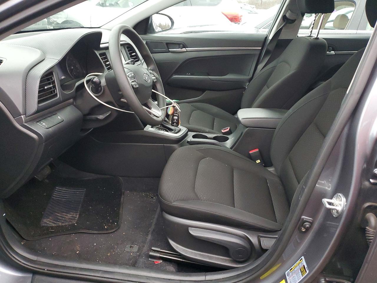 2019 HYUNDAI ELANTRA SE photo 7