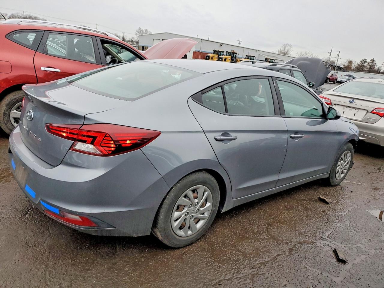 2019 HYUNDAI ELANTRA SE photo 3
