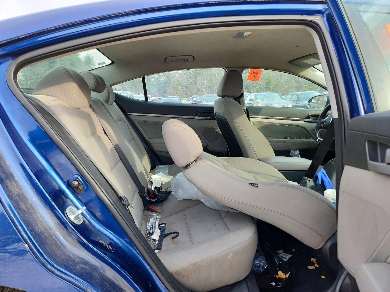 2017 HYUNDAI ELANTRA SE photo 10