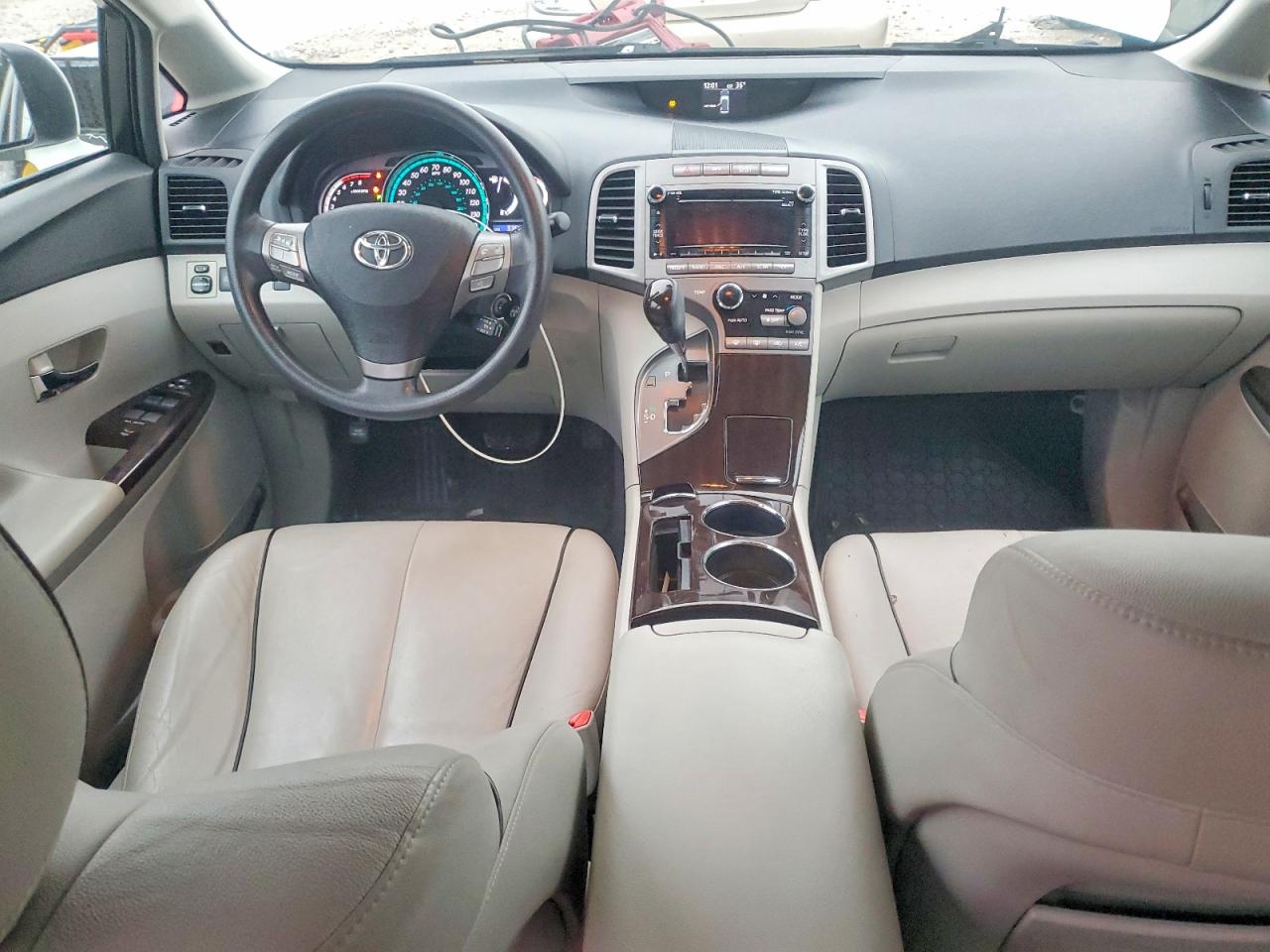 2011 TOYOTA VENZA photo 8