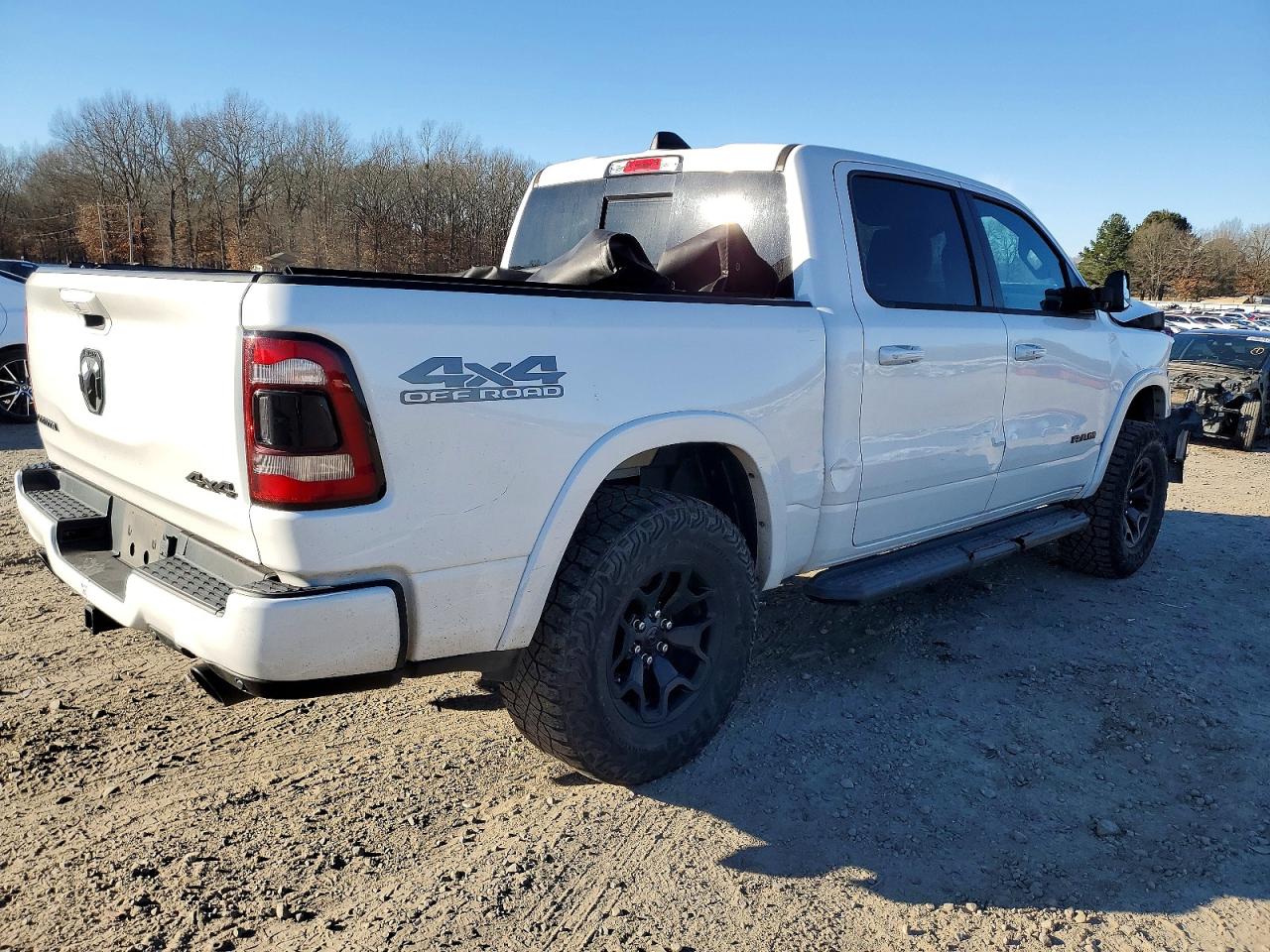 2021 RAM 1500 LARAMIE photo 3