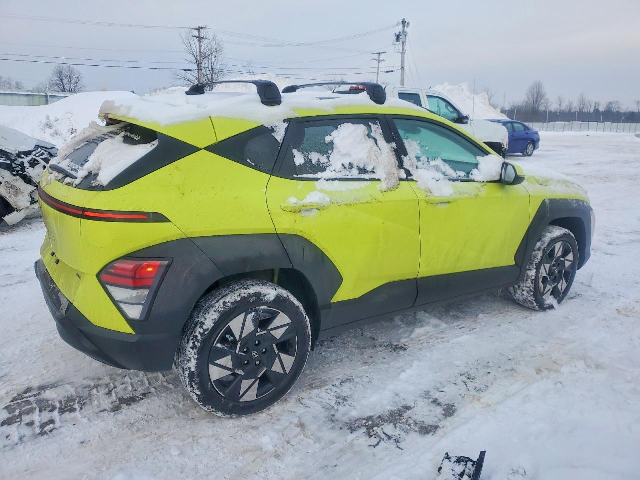 2025 HYUNDAI KONA SEL photo 3