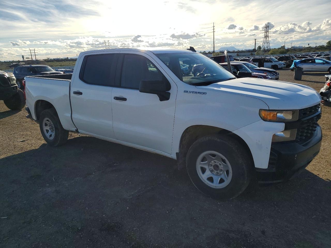 2020 CHEVROLET SILVERADO C1500 LT photo 4