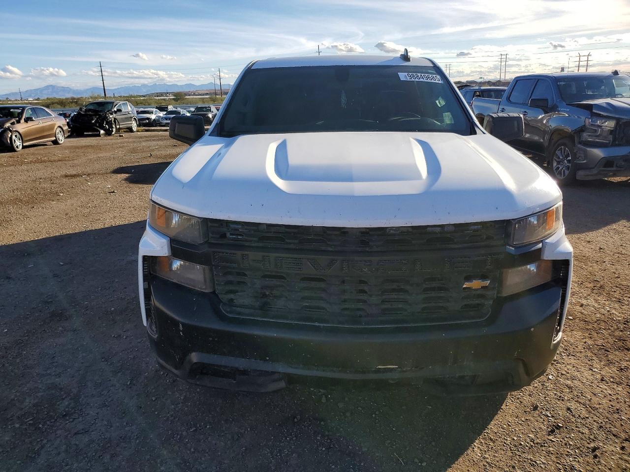 2020 CHEVROLET SILVERADO C1500 LT photo 5