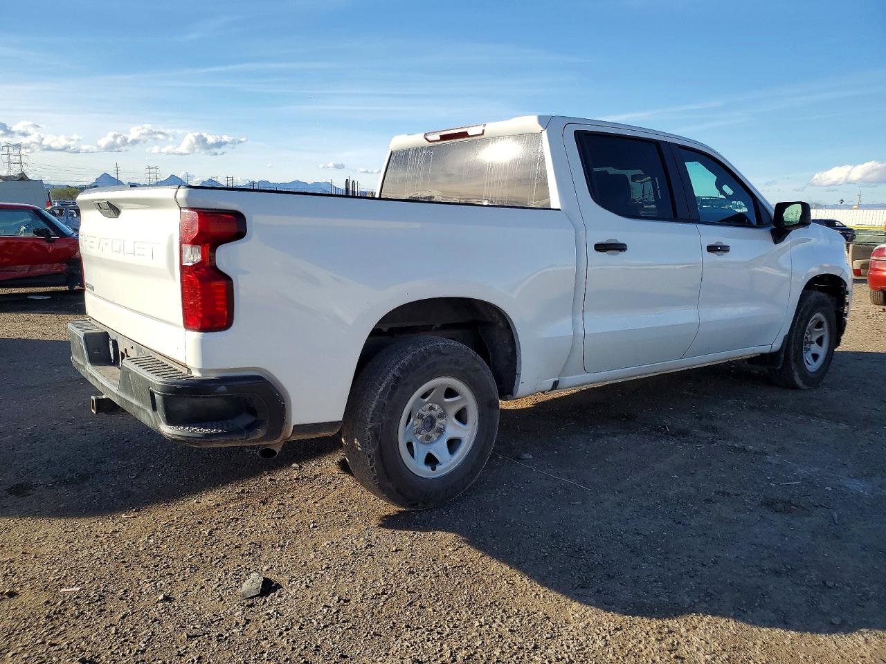 2020 CHEVROLET SILVERADO C1500 LT photo 3