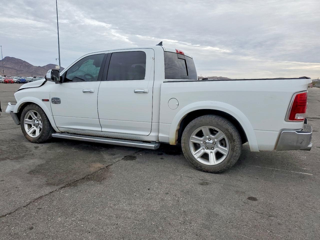 2014 RAM 1500 LONGHORN photo 3