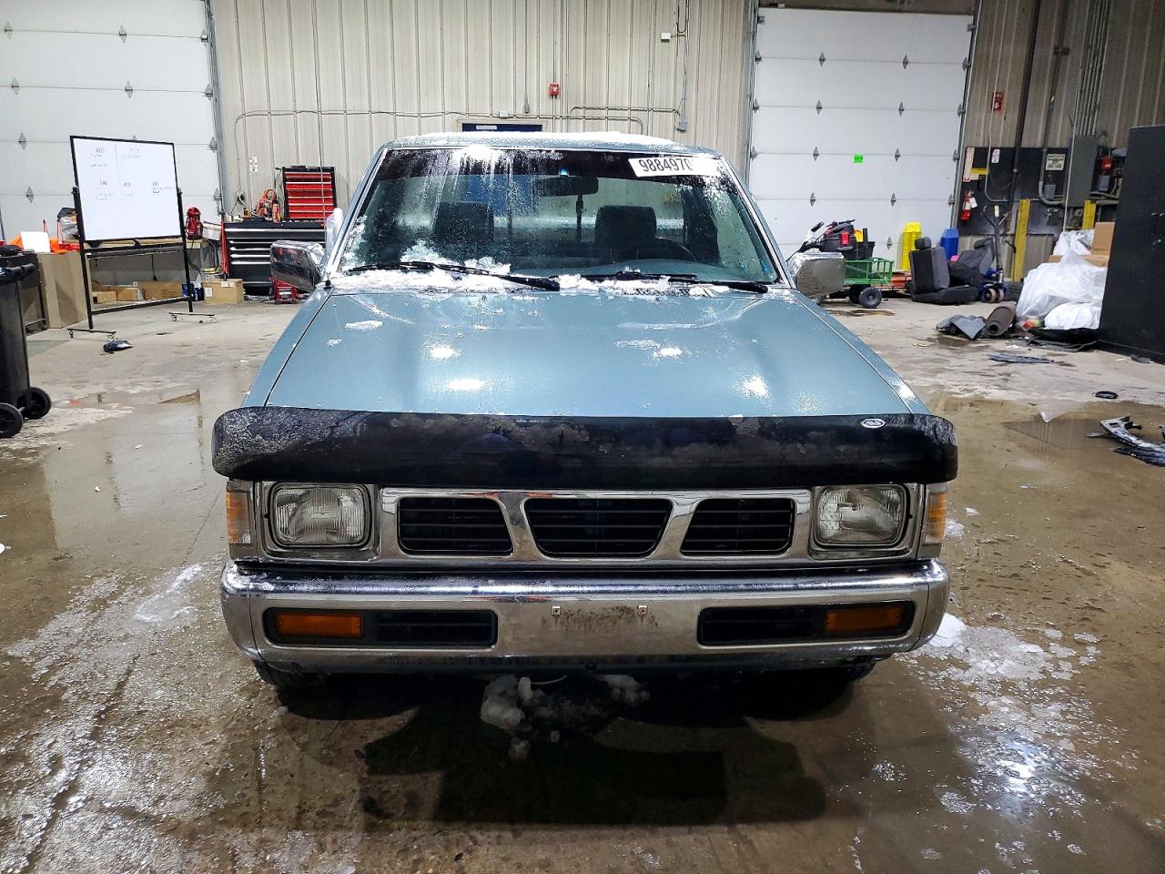 1995 NISSAN TRUCK BASE photo 5