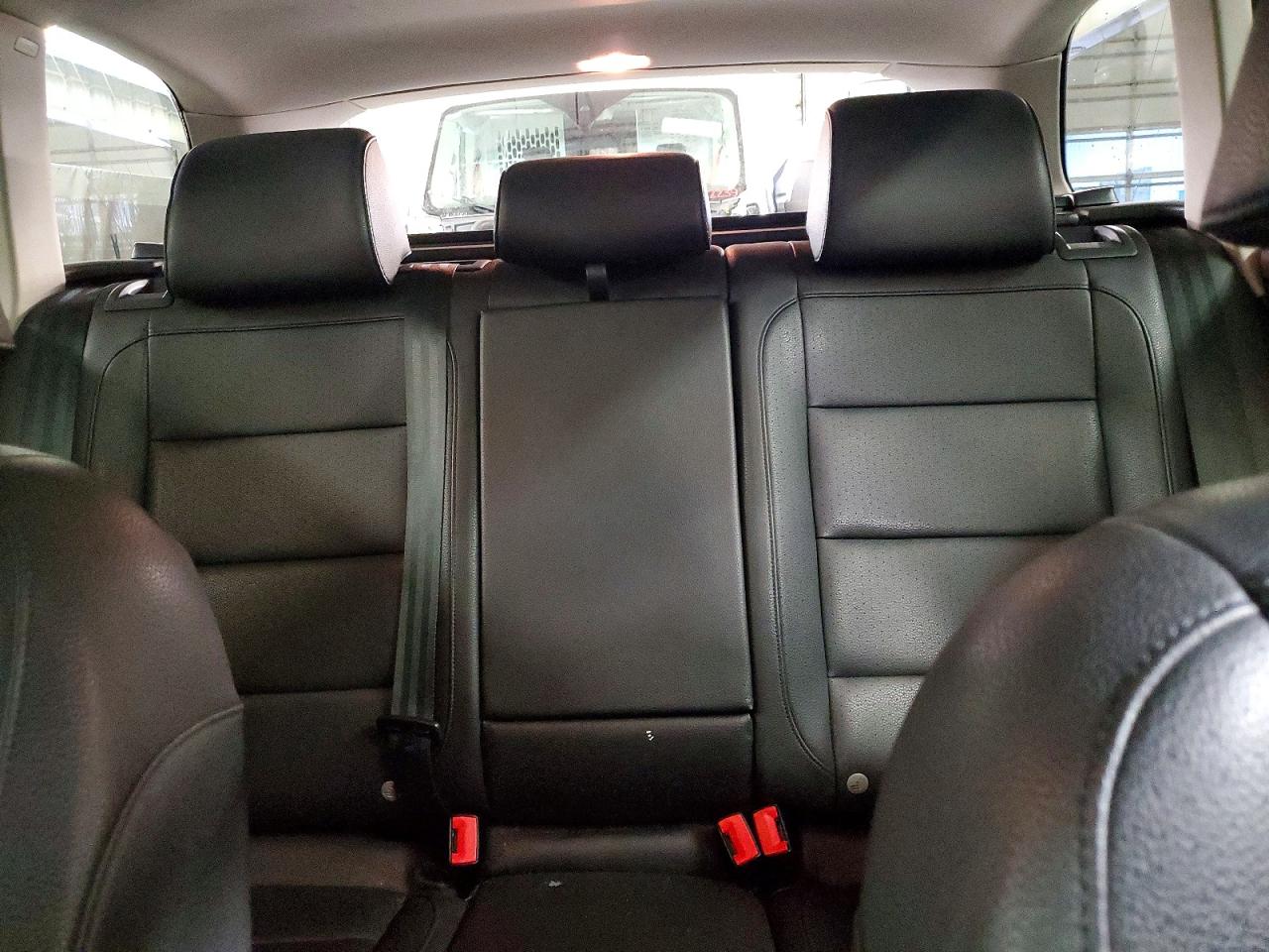 2014 VOLKSWAGEN JETTA TDI photo 10