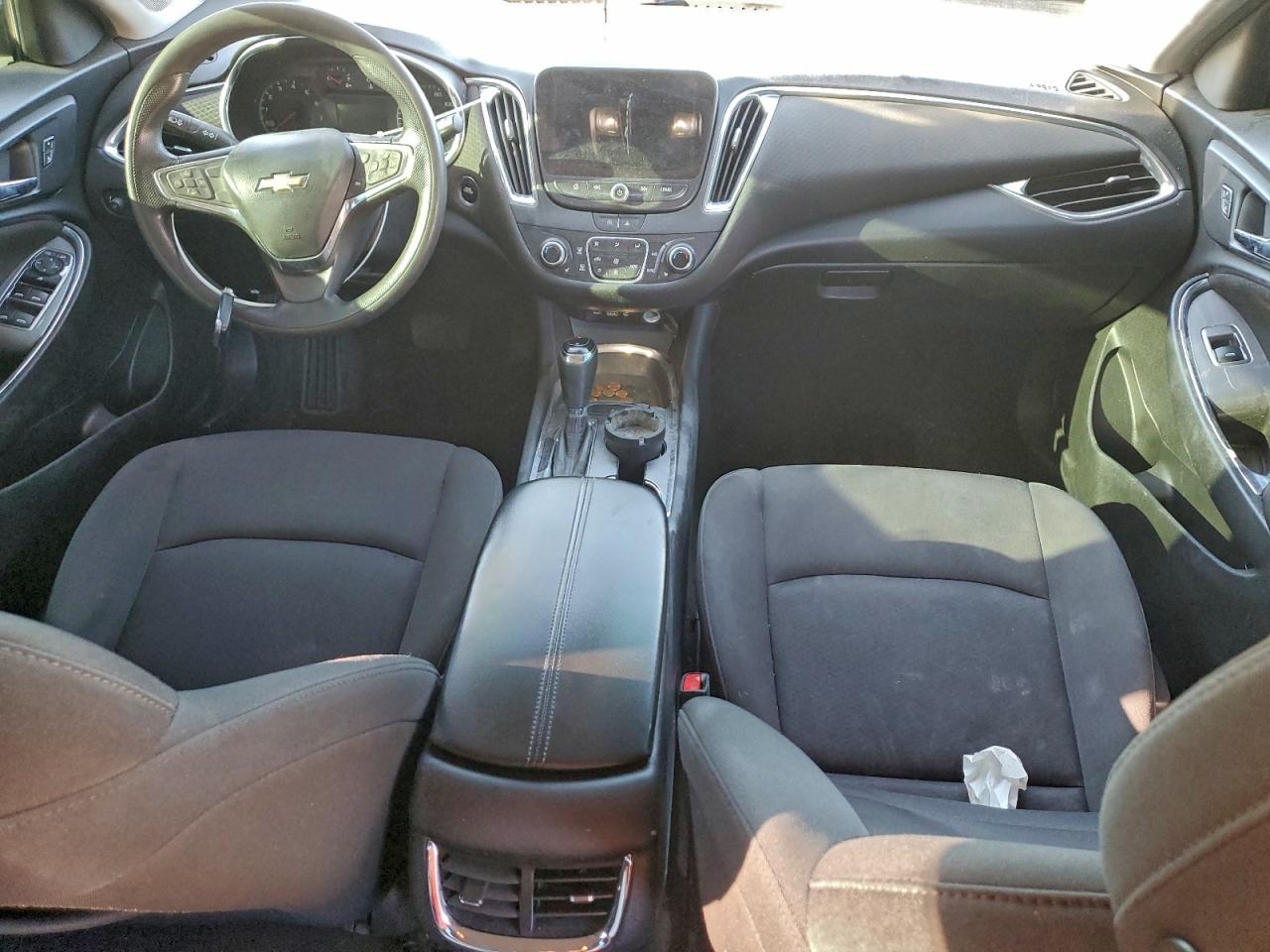 2020 CHEVROLET MALIBU LT photo 8