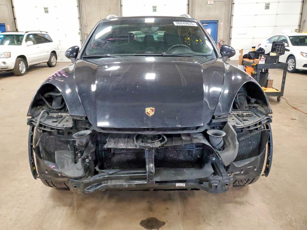 2012 PORSCHE CAYENNE TURBO photo 9