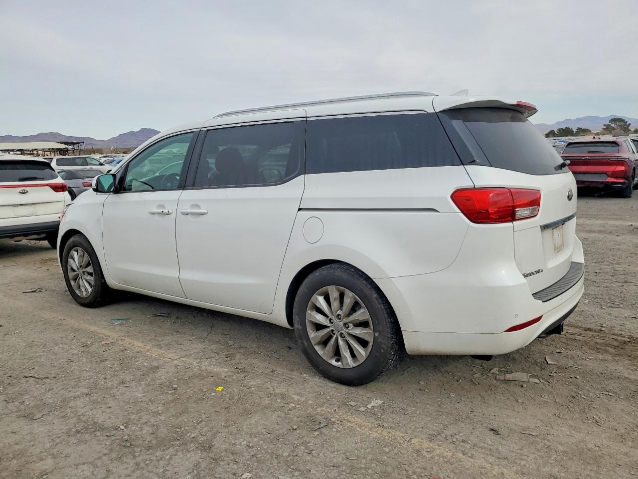 2017 KIA SEDONA EX photo 3