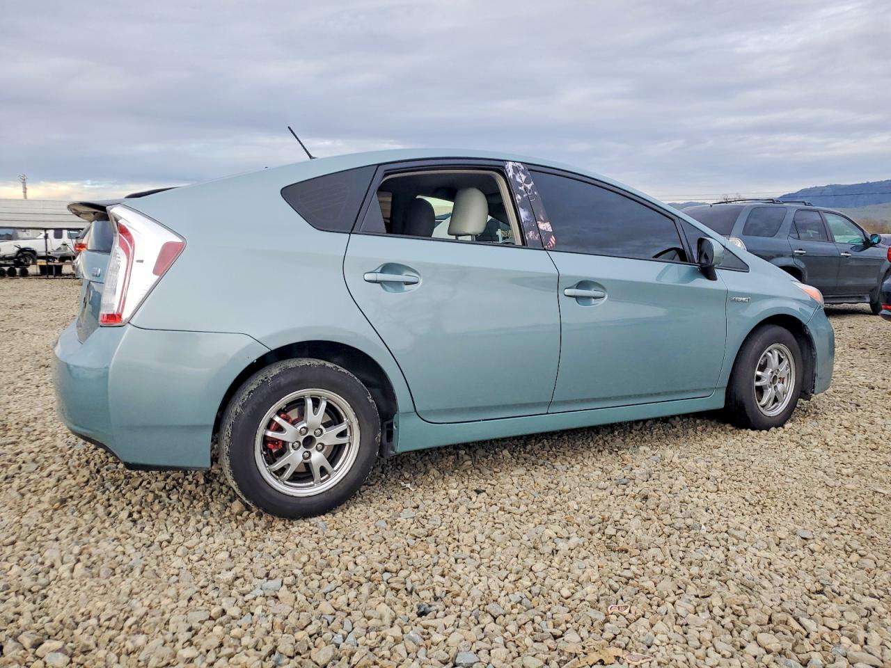 2012 TOYOTA PRIUS photo 3