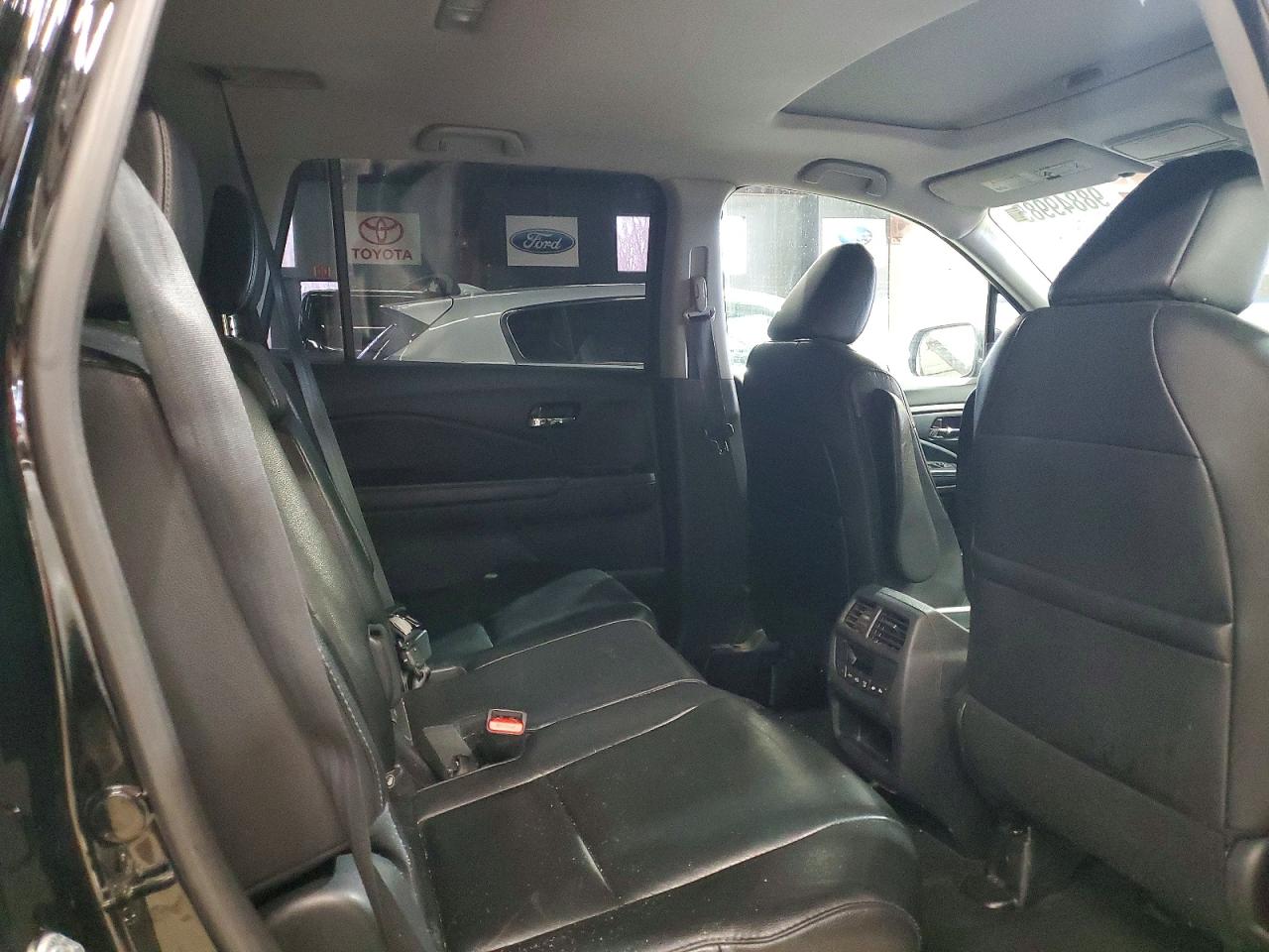 2016 HONDA PILOT EXL photo 11