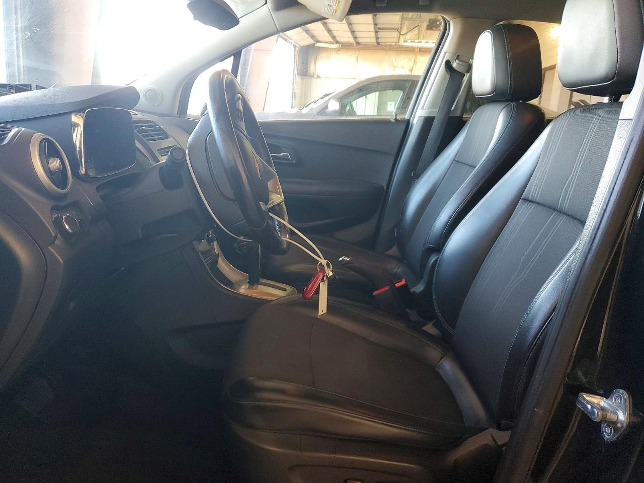 2015 CHEVROLET TRAX 1LT photo 7