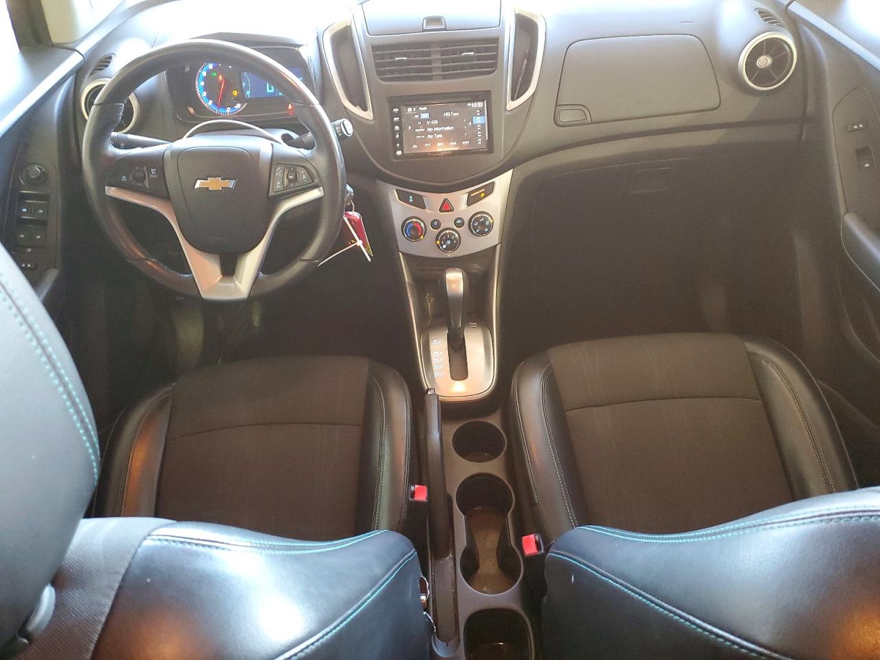 2015 CHEVROLET TRAX 1LT photo 8