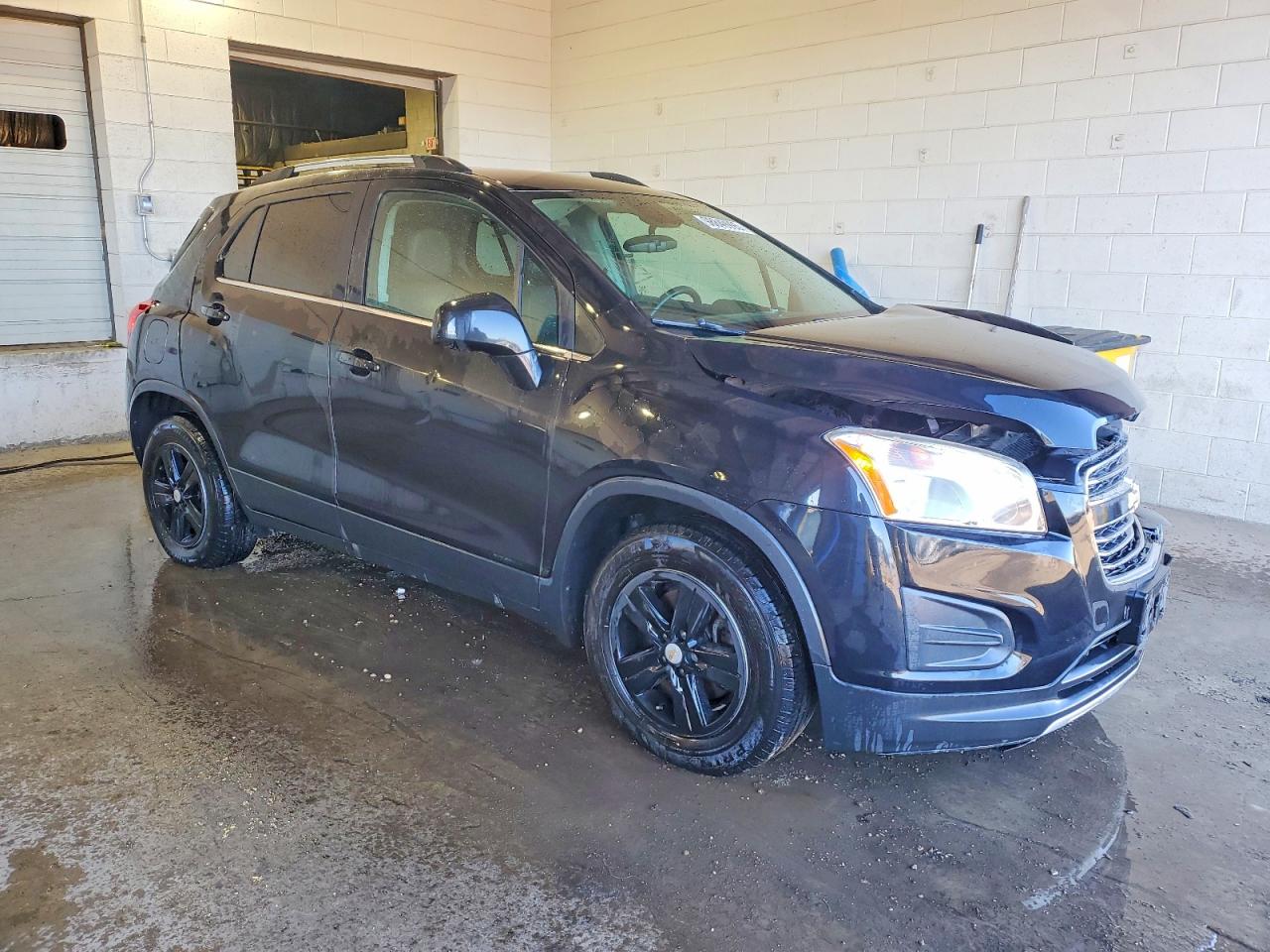2015 CHEVROLET TRAX 1LT photo 4
