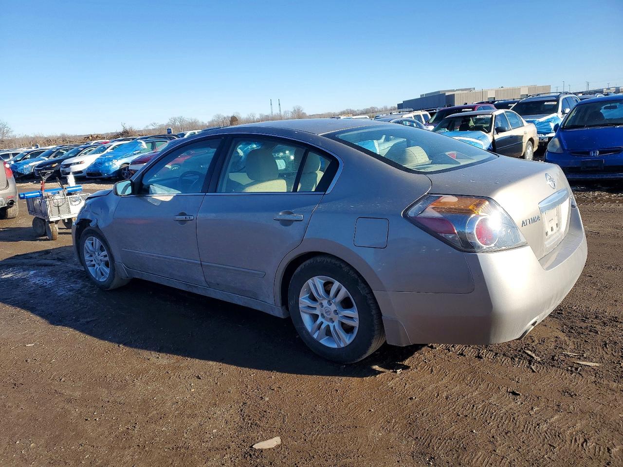 2012 NISSAN ALTIMA BASE photo 2