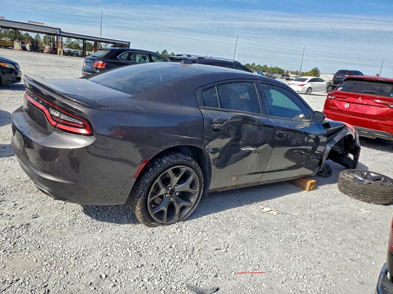 2015 DODGE CHARGER SXT photo 3