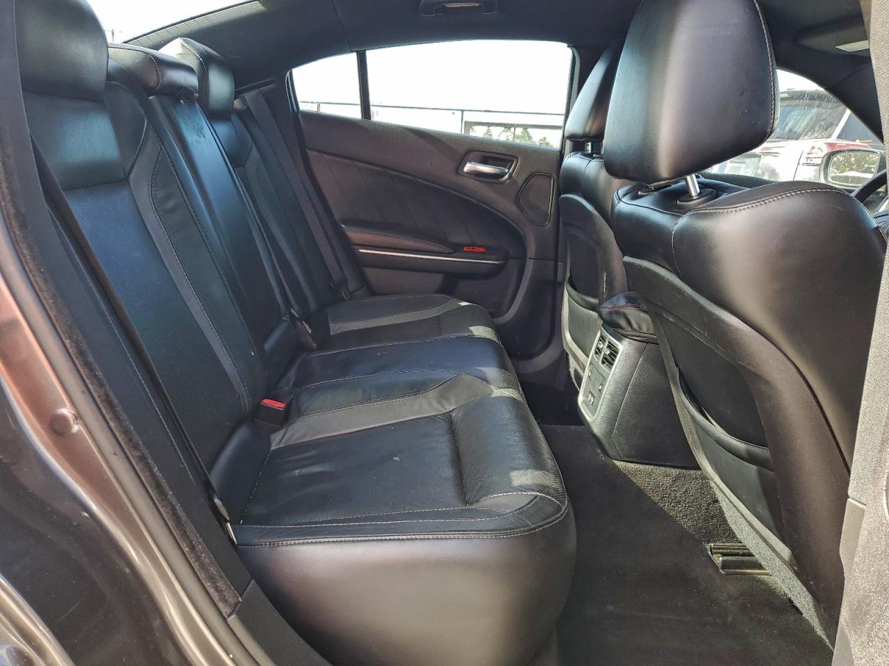 2015 DODGE CHARGER SXT photo 10