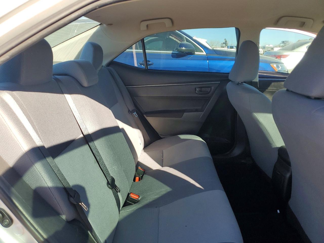 2016 TOYOTA COROLLA L photo 10