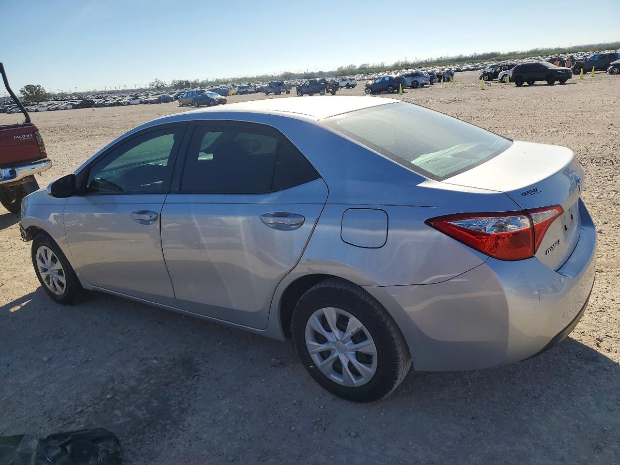 2016 TOYOTA COROLLA L photo 2